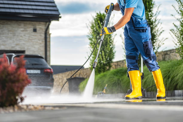 Best Roof Power Washing Services  in Crimora, VA